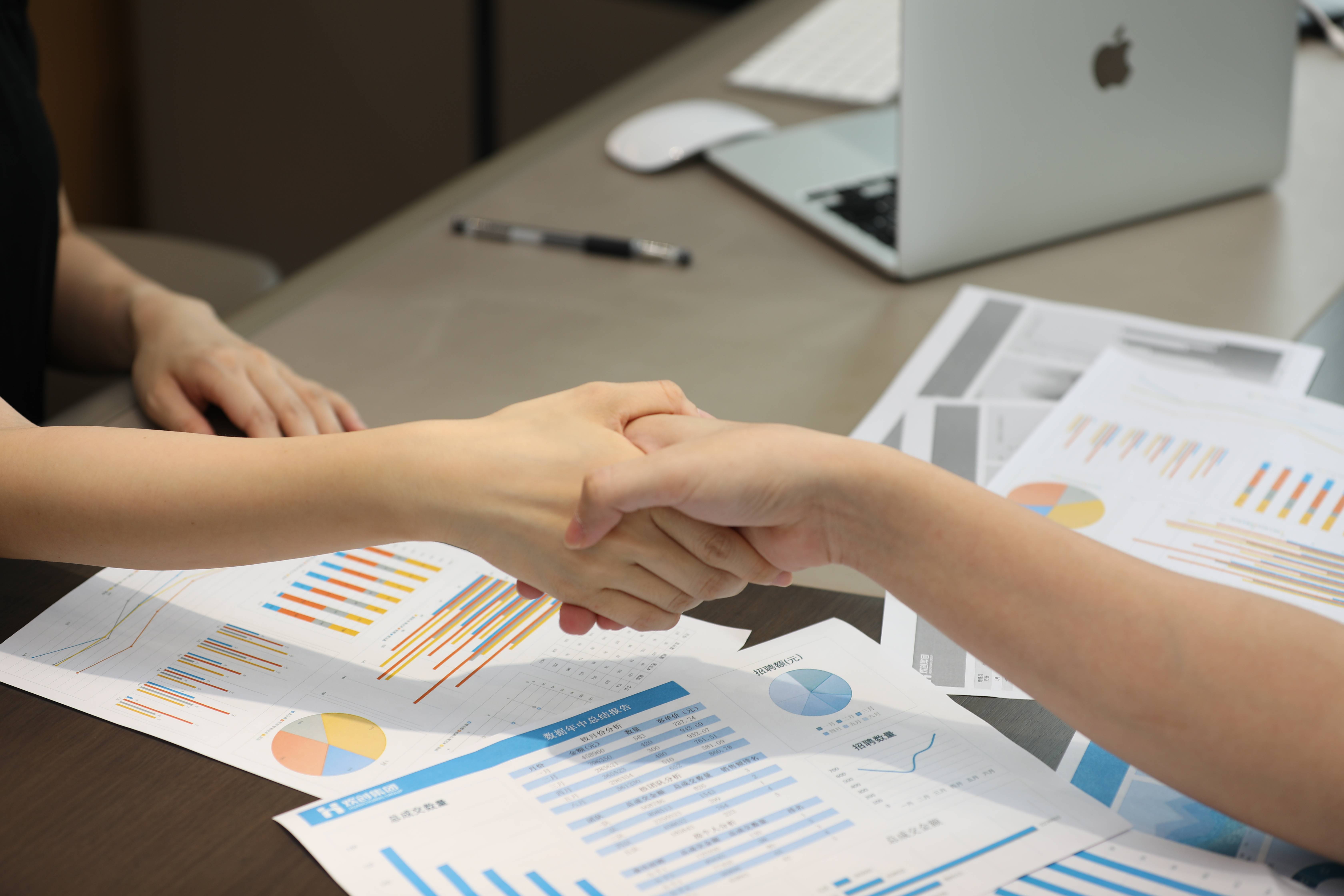 66062504e0e3e.jpg GZ8A0045.jpg